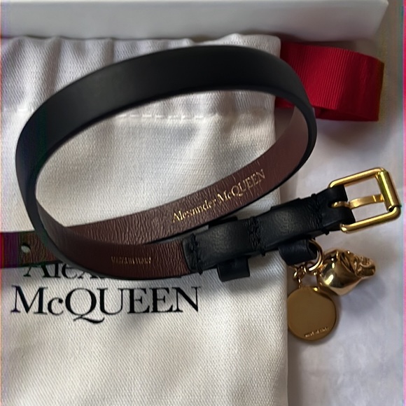ALEXANDER MCQUEEN SKULL LEATHER DOUBLE WRAP BRACELET NEW - Picture 4 of 4